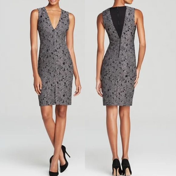 Alice + Olivia Dresses & Skirts - ALICE + OLIVIA | Baylee Tapestry Print Deep V Midi Dress, Size 6